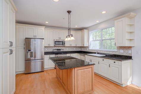 82 Suzie Drive Newtown CT 06470