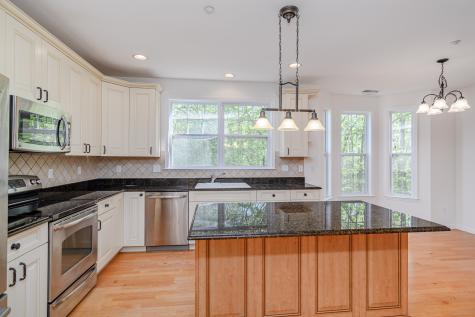 82 Suzie Drive Newtown CT 06470