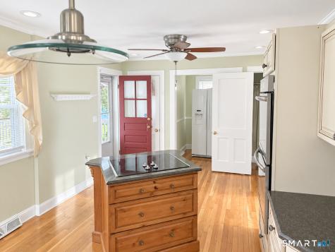 8 Anson Street Stratford CT 06614