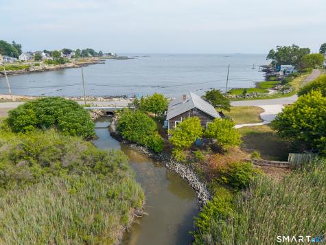 69 Daniel Avenue Guilford CT 06437