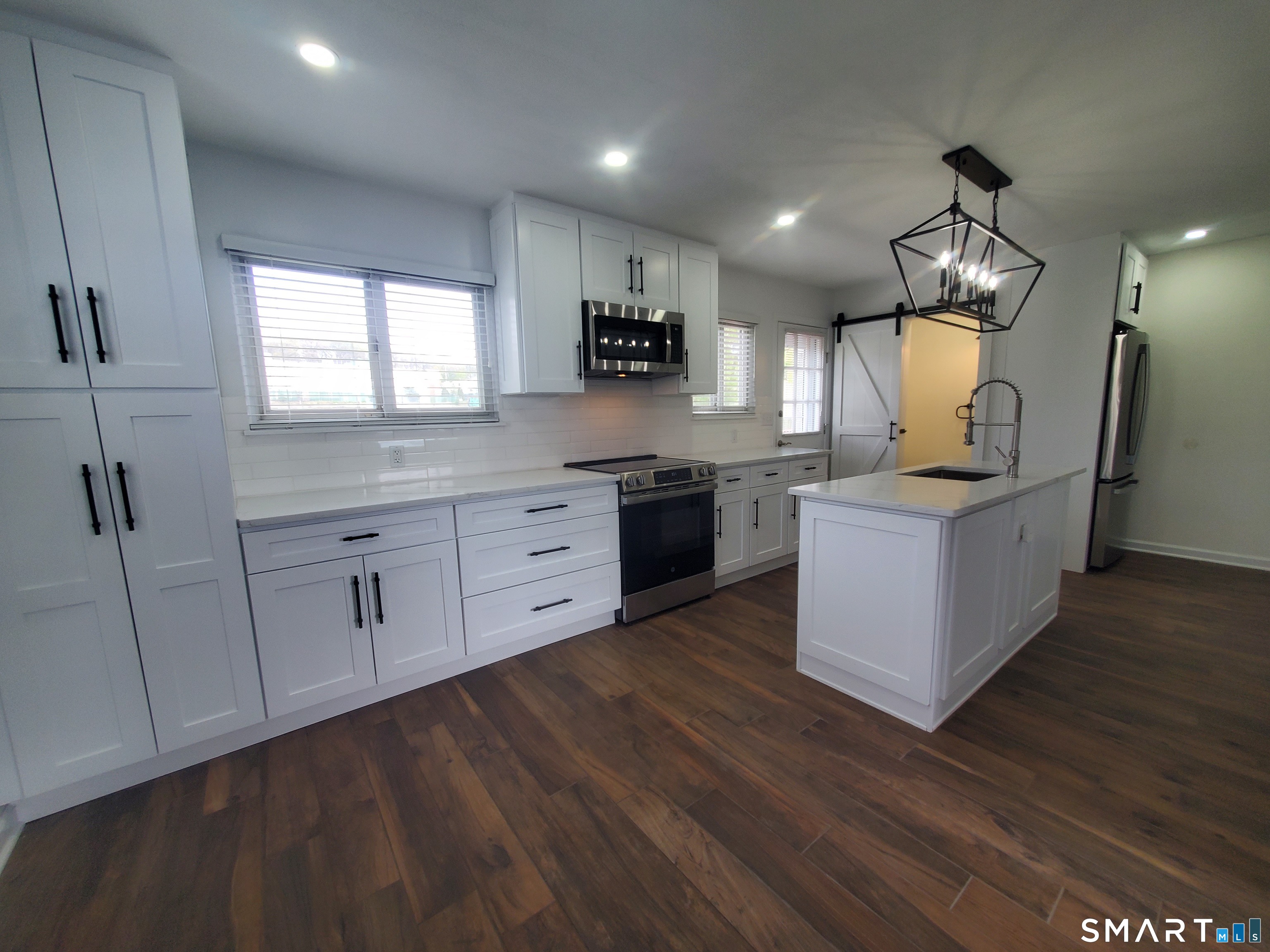 Norwalk CT, 10 Silver Street, Unit 1