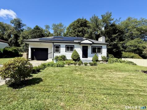 3 Pepperidge Drive Waterford CT 06385