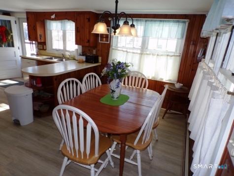 64 Washington Avenue Old Lyme CT 06371