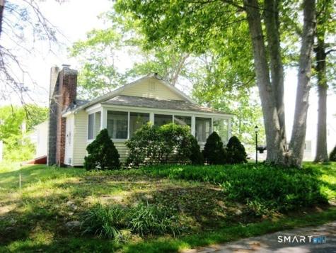 64 Washington Avenue Old Lyme CT 06371