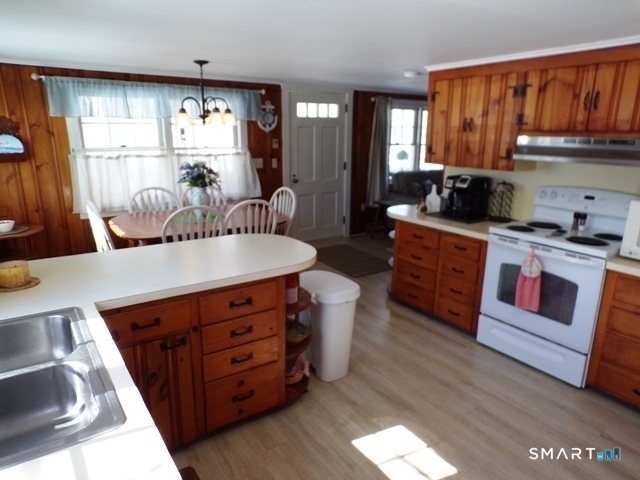 64 Washington Avenue Old Lyme CT 06371