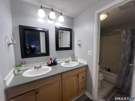 52 Heather Ridge Shelton CT 06484