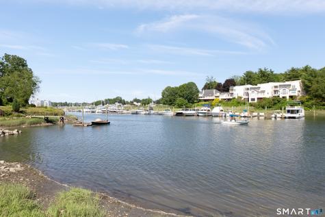 6 Russell Street Branford CT 06405