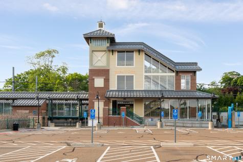 6 Russell Street Branford CT 06405