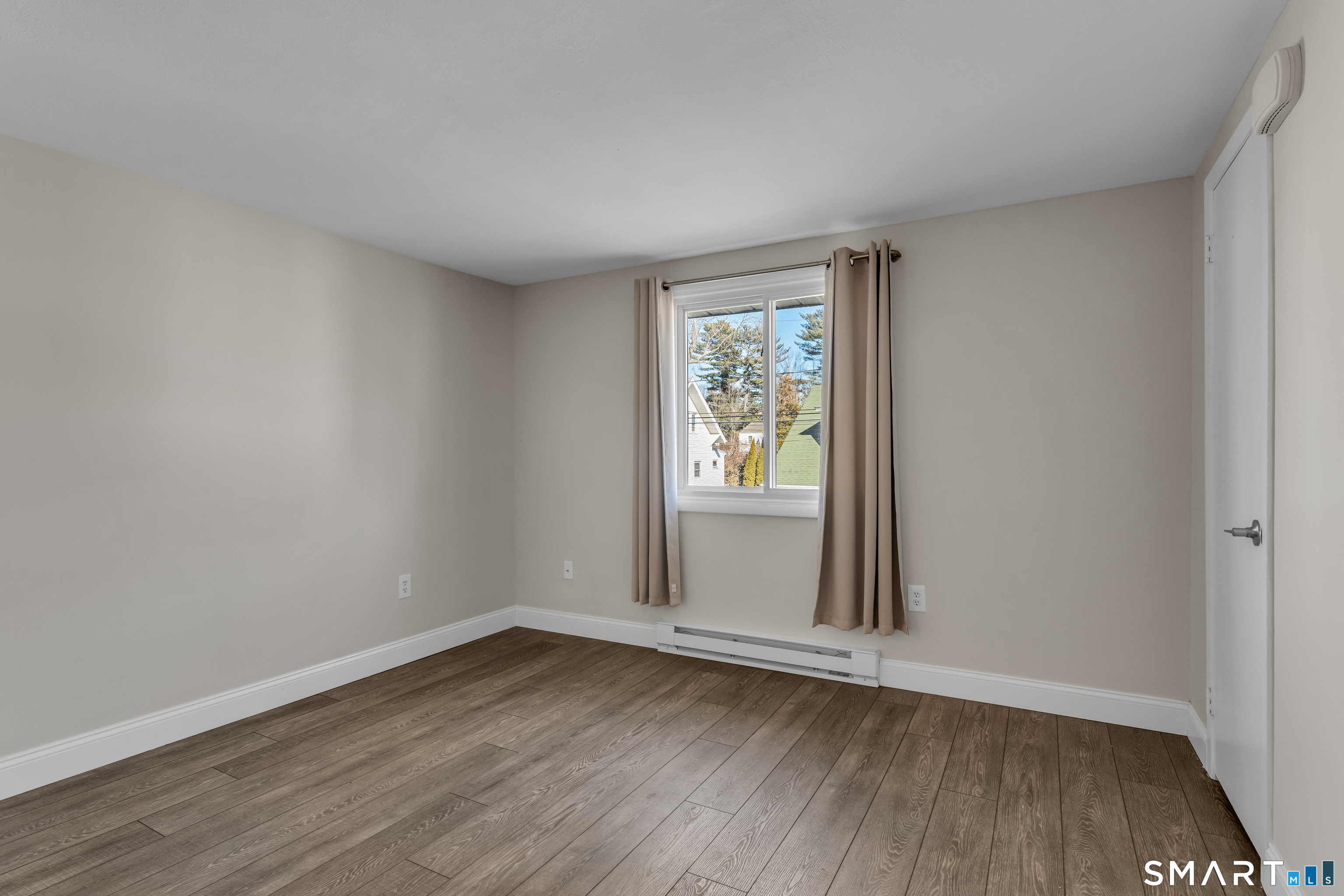 6 Russell Street Branford CT 06405