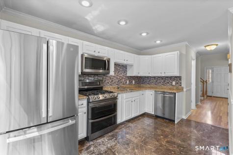 584 Hope Street Stamford CT 06907