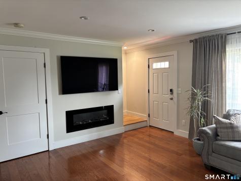 80 Lawn Avenue Stamford CT 06902
