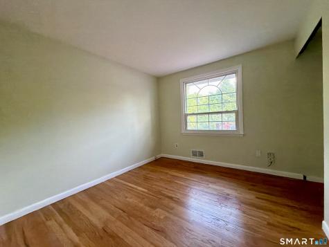 11 Kimberly Road West Hartford CT 06107