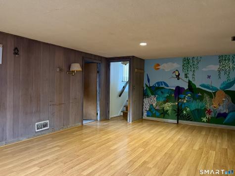 11 Kimberly Road West Hartford CT 06107