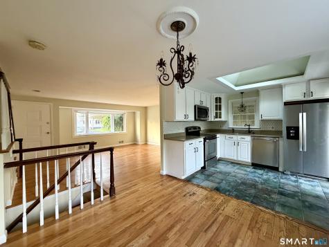 11 Kimberly Road West Hartford CT 06107