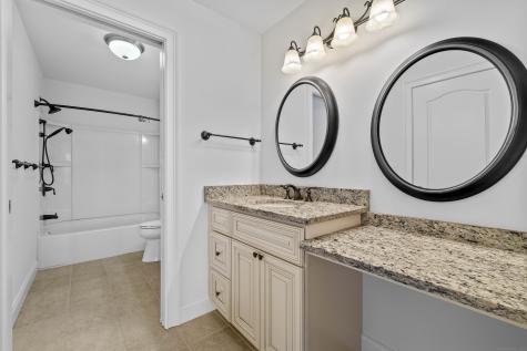 461 Bank Street New London CT 06320