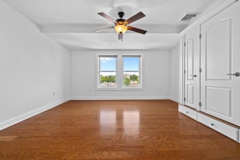 461 Bank Street New London CT 06320