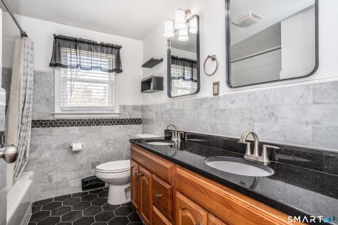 114 Moreland Avenue Newington CT 06111
