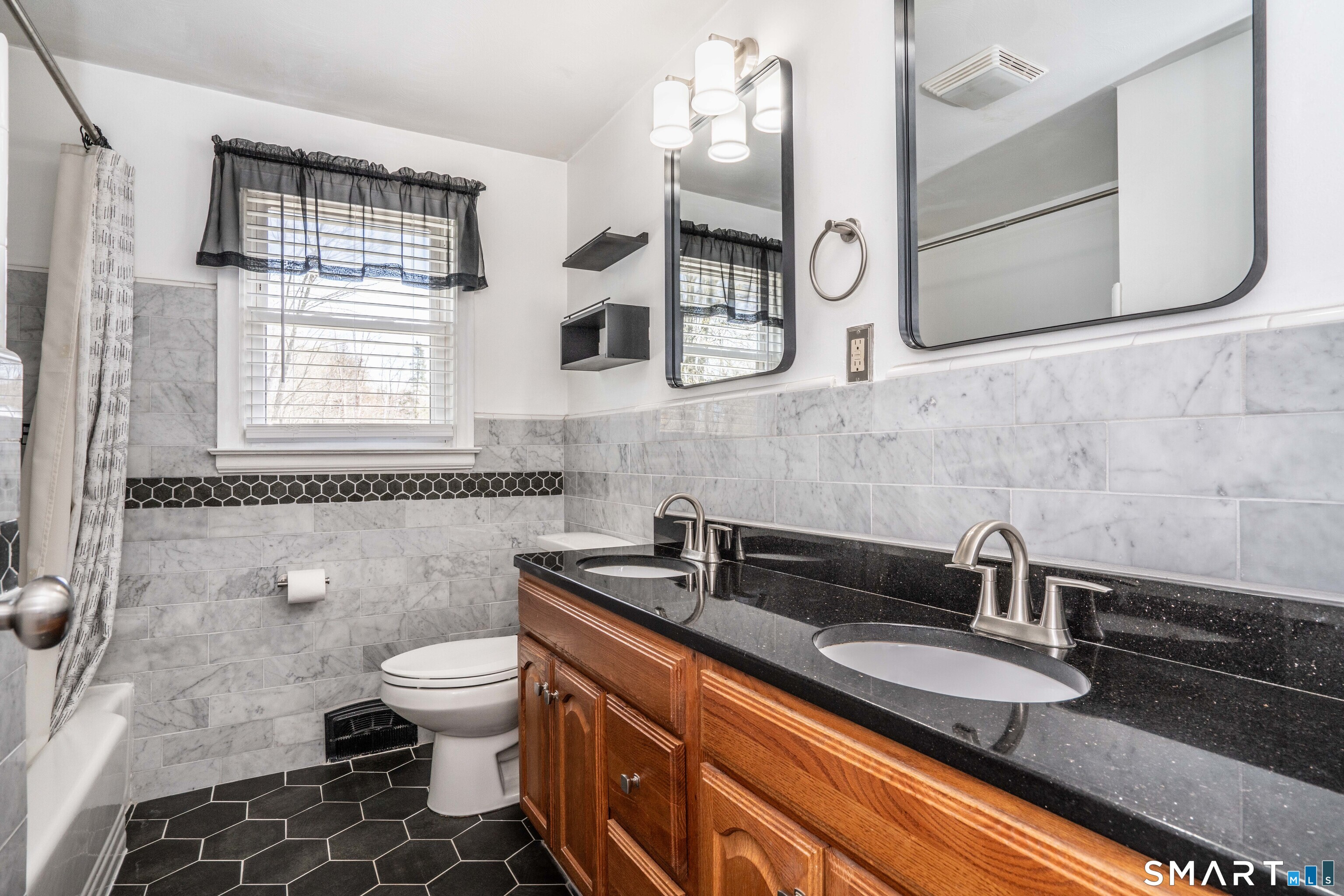 114 Moreland Avenue Newington CT 06111