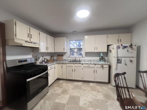 124 Thorpe Street Fairfield CT 06824