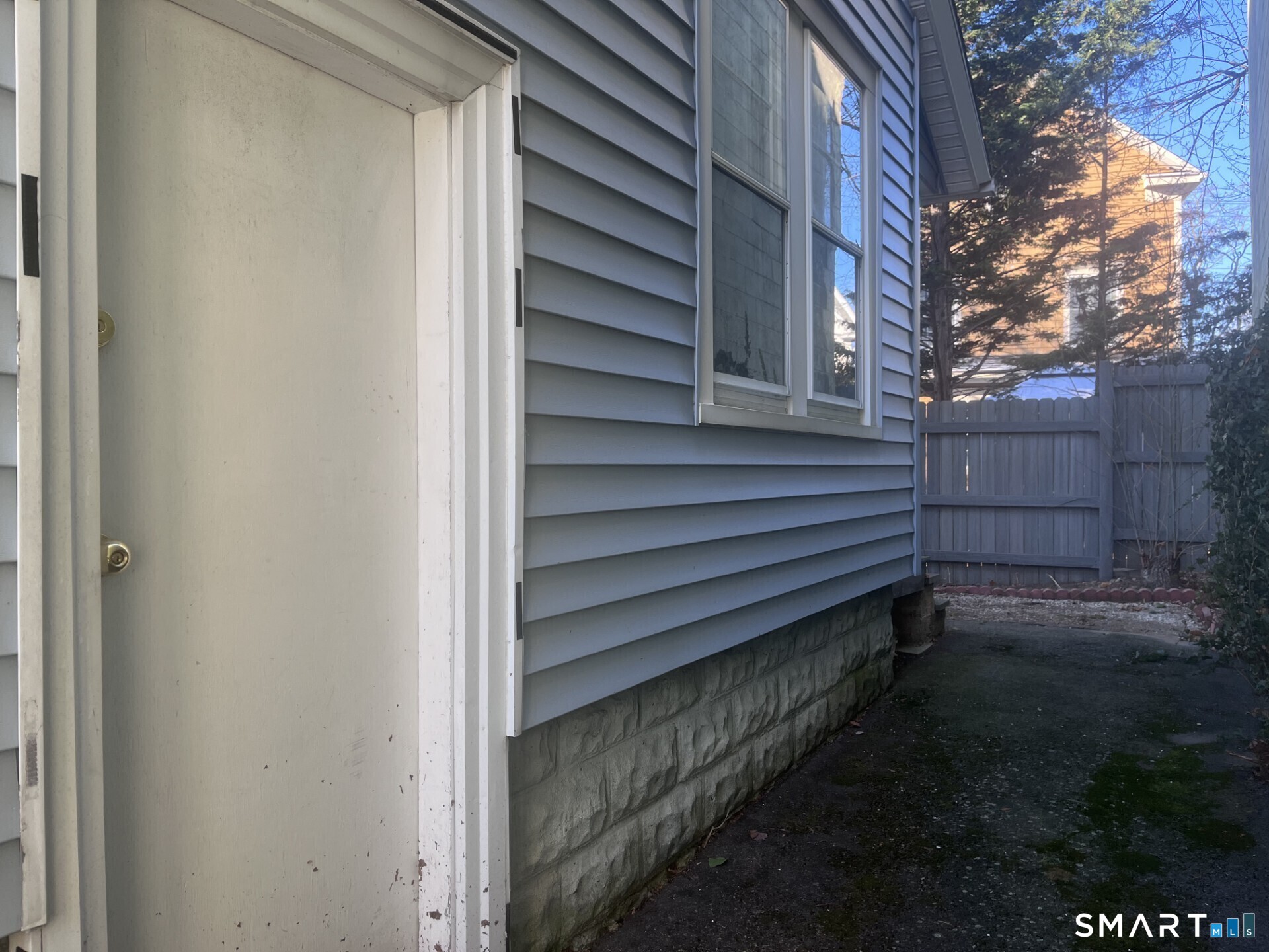 124 Thorpe Street Fairfield CT 06824