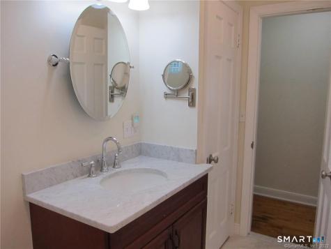 8 Rochambeau Avenue Ridgefield CT 06877
