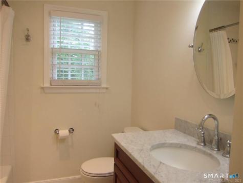 8 Rochambeau Avenue Ridgefield CT 06877
