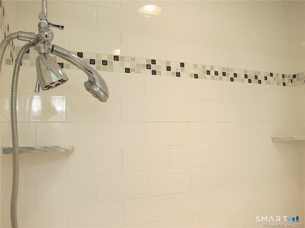 8 Rochambeau Avenue Ridgefield CT 06877