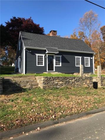 18 Eden Hill Road Newtown CT 06470