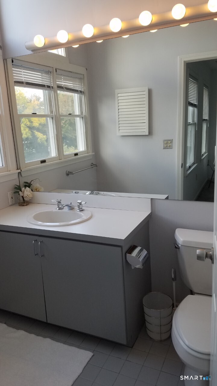 17 Ludlow Road Westport CT 06880