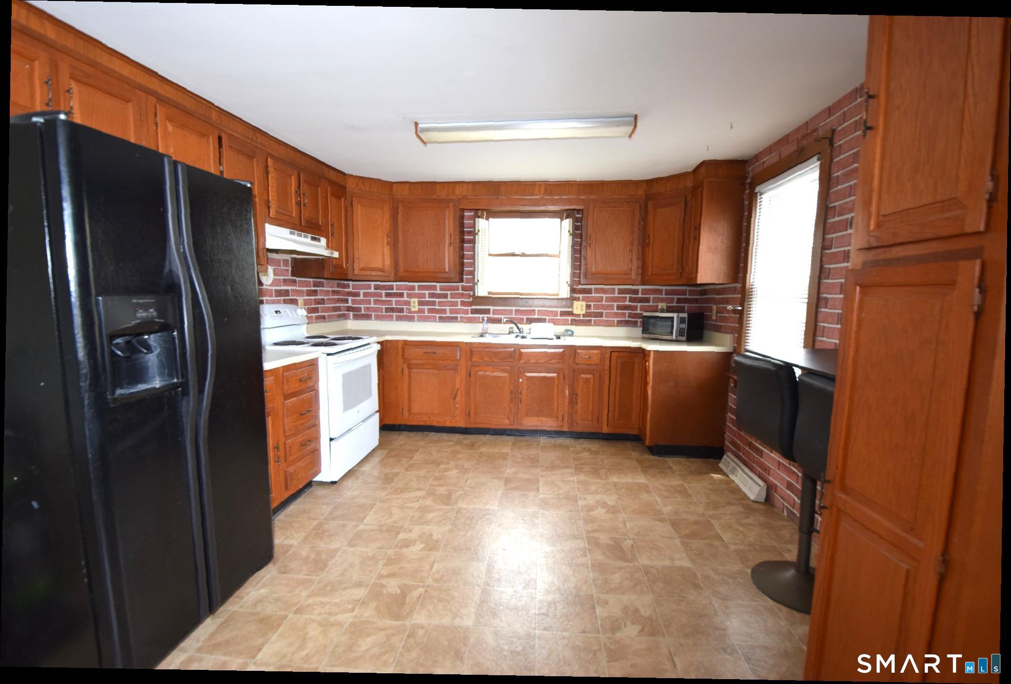 1129E Route 169 Woodstock CT 06281