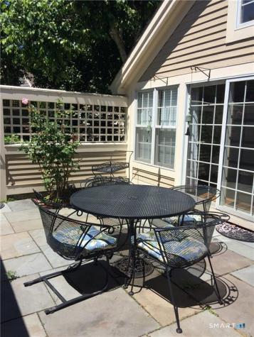 20 Darien Close Highway Darien CT 06820