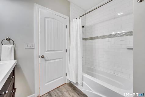 736-750 Main Street Branford CT 06405