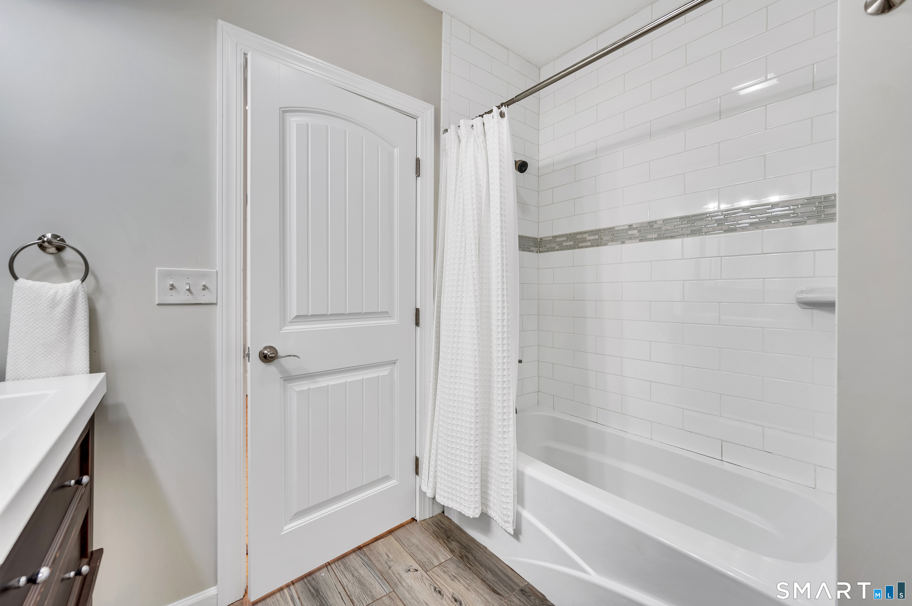 736-750 Main Street Branford CT 06405