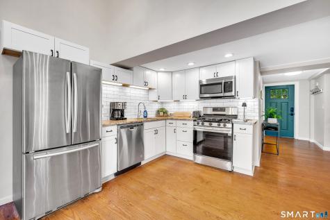 736-750 Main Street Branford CT 06405