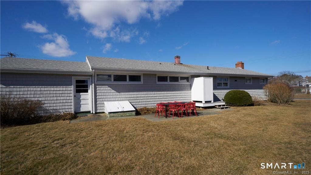 105 Sound Breeze Avenue Groton CT 06340