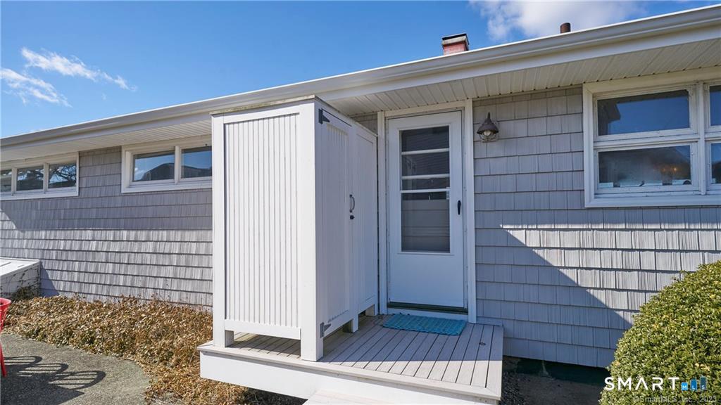 105 Sound Breeze Avenue Groton CT 06340