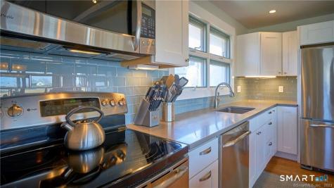 105 Sound Breeze Avenue Groton CT 06340