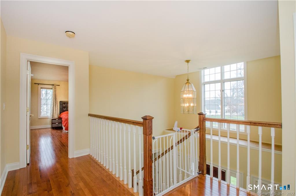 4 Buckingham Lane West Hartford CT 06117