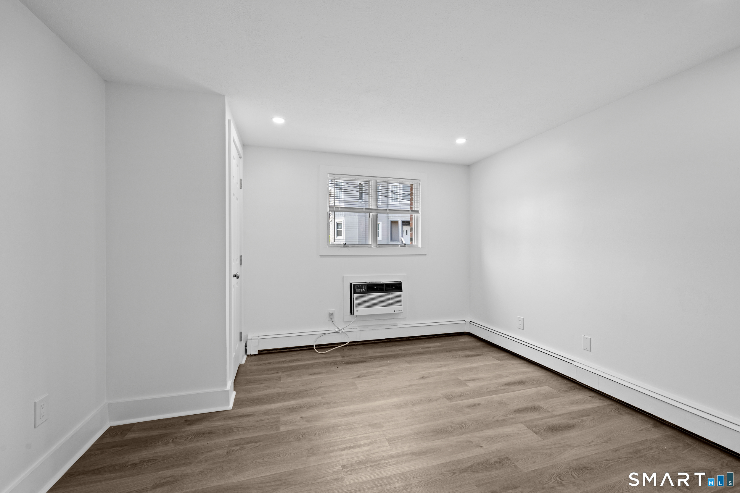 145 Garfield Avenue New London CT 06320