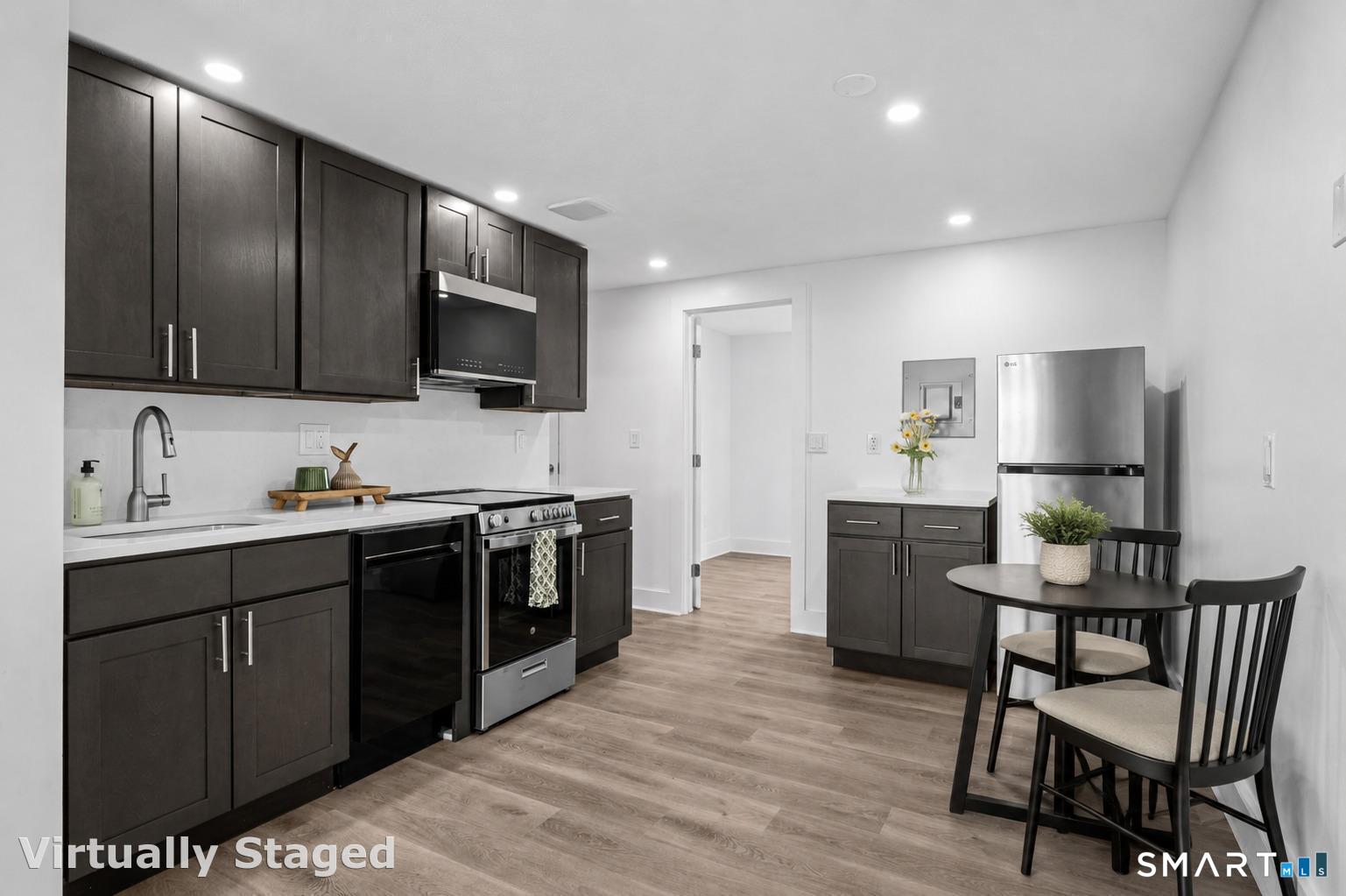 145 Garfield Avenue New London CT 06320