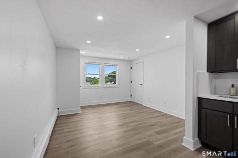 145 Garfield Avenue New London CT 06320