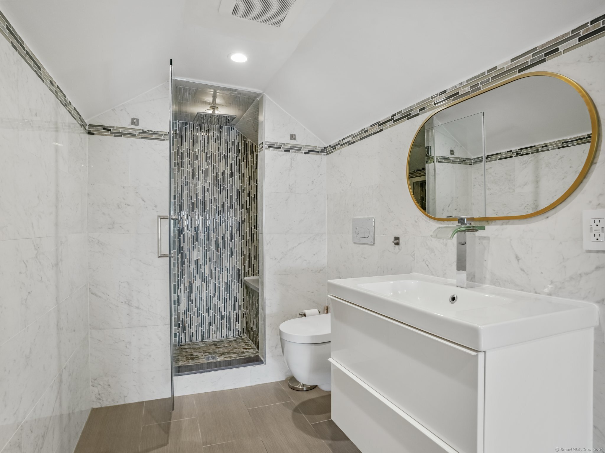 37 Mohegan Avenue Stamford CT 06902