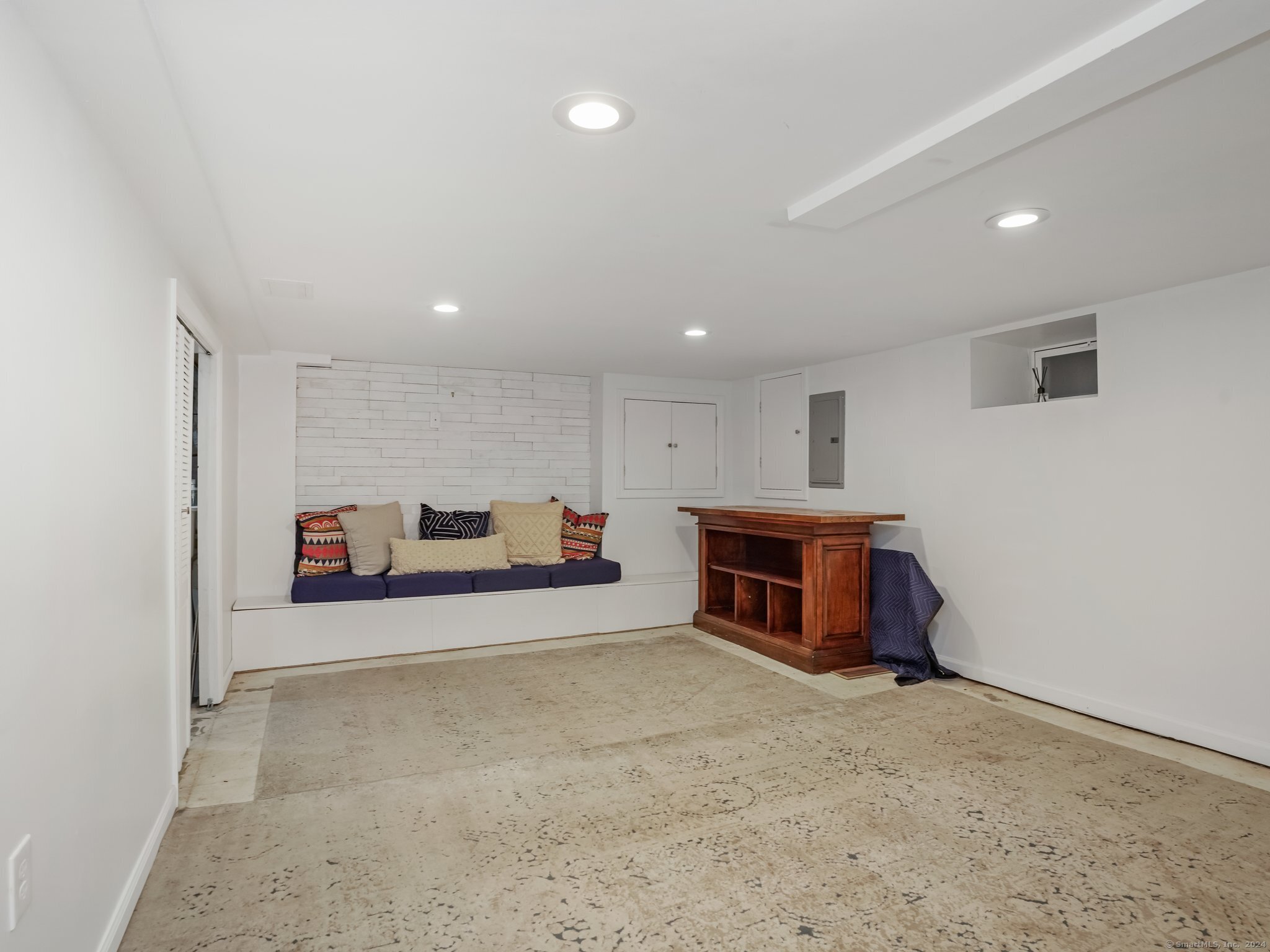 37 Mohegan Avenue Stamford CT 06902