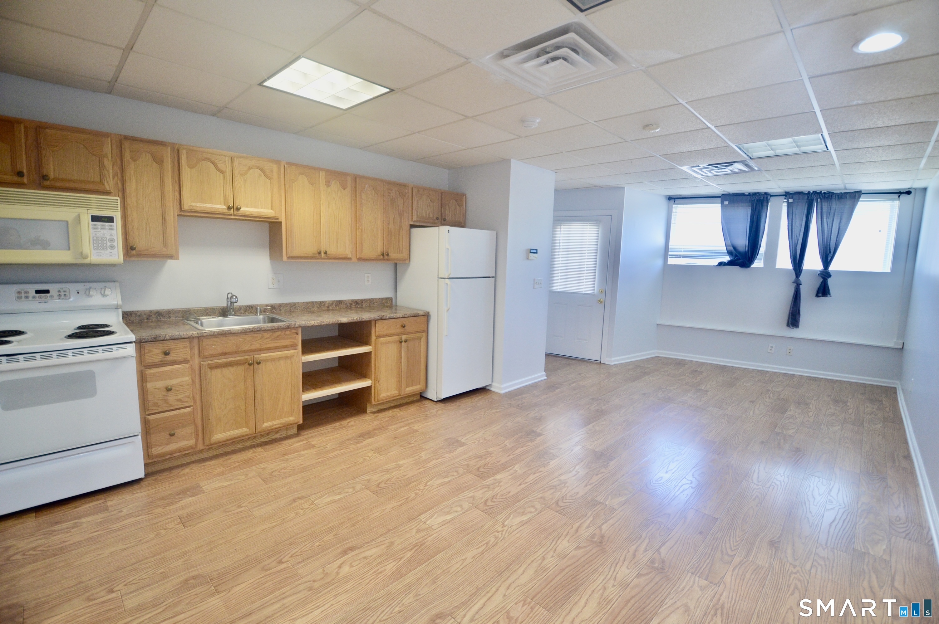 1880 Barnum Avenue Stratford CT 06614