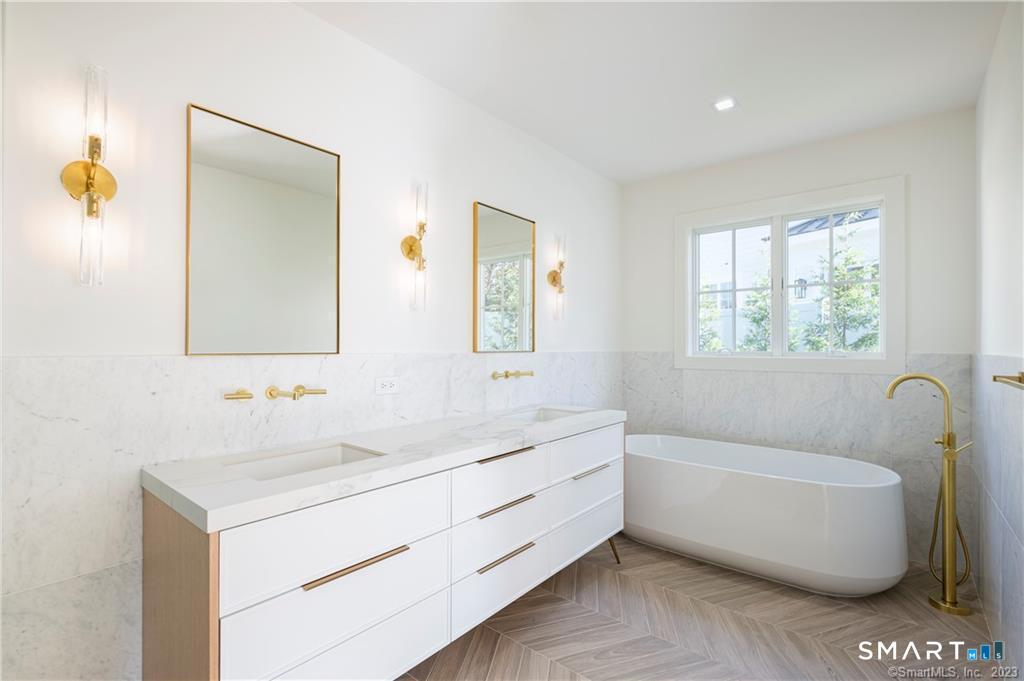 189 Davis Avenue Greenwich CT 06830