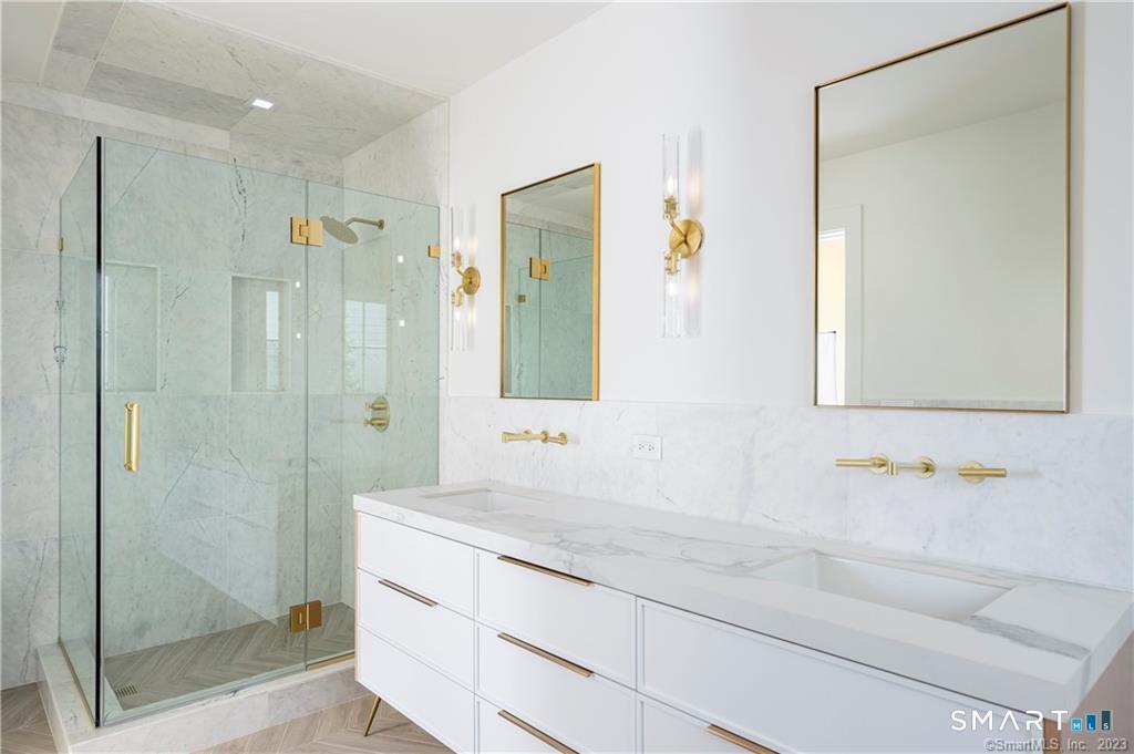 189 Davis Avenue Greenwich CT 06830