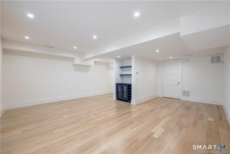 189 Davis Avenue Greenwich CT 06830