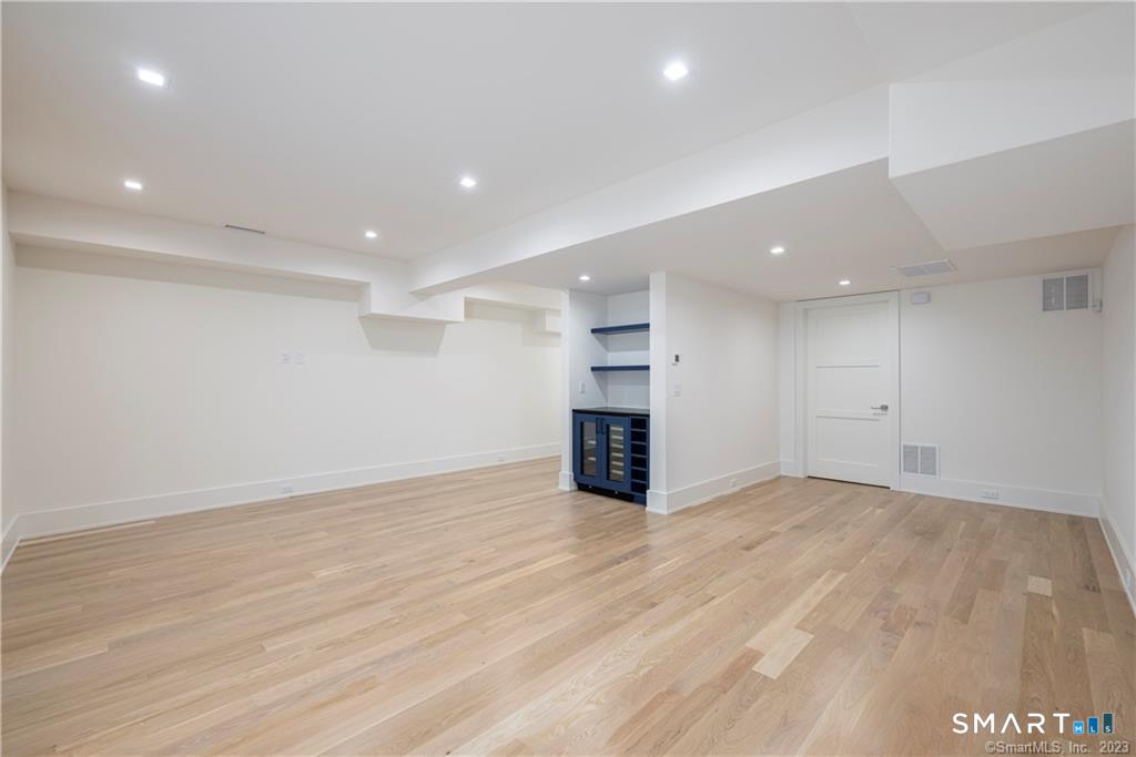 189 Davis Avenue Greenwich CT 06830
