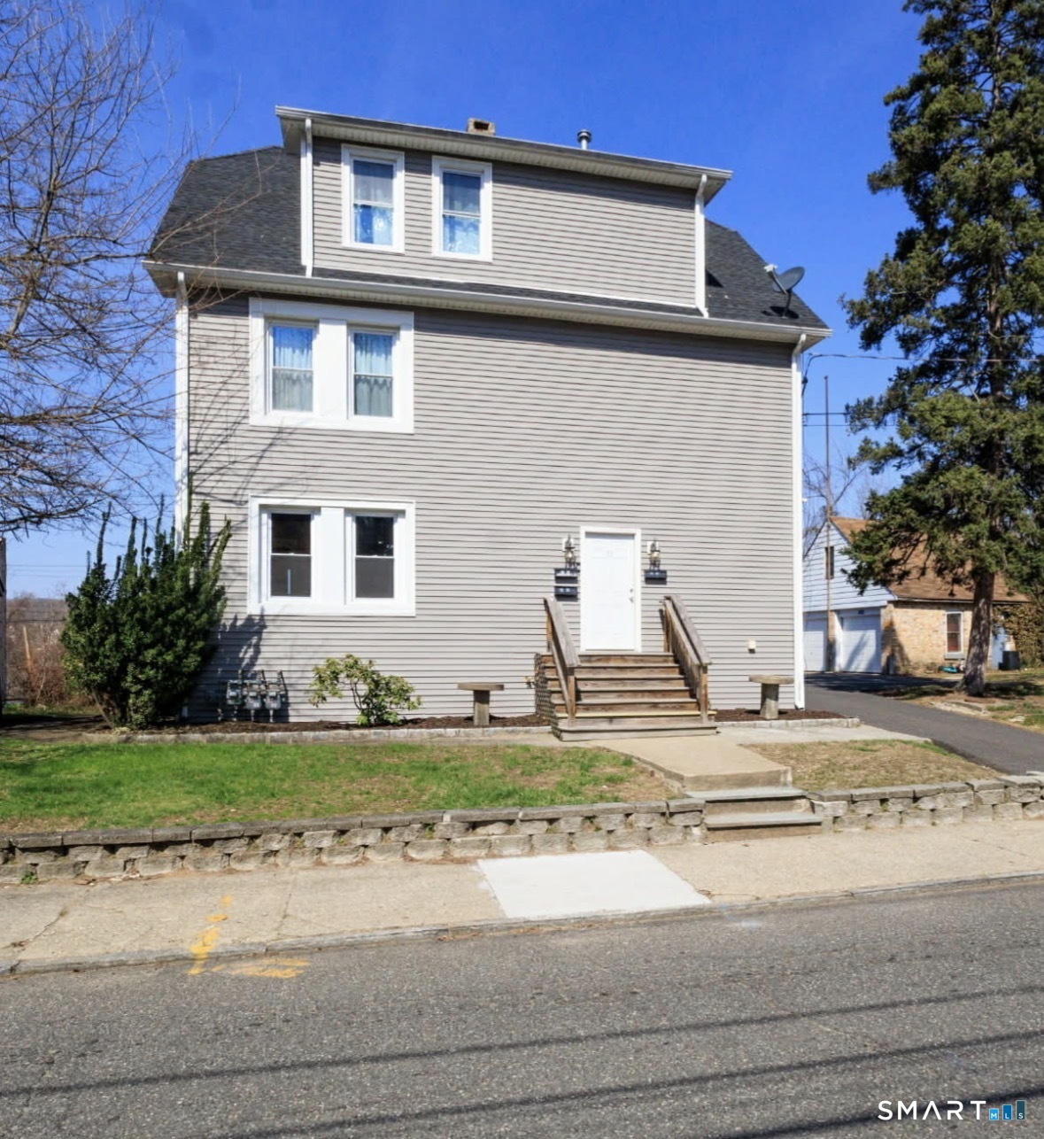 11 Columbia Street Ansonia CT 06401