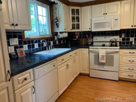 22 Fairview Avenue Madison CT 06443